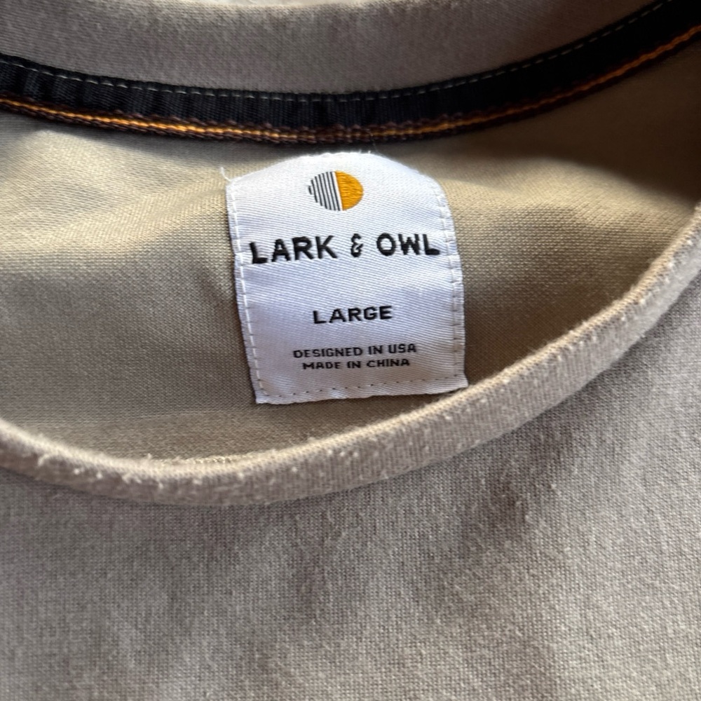 Lark & Owl Beige Crewneck T-Shirt - Large